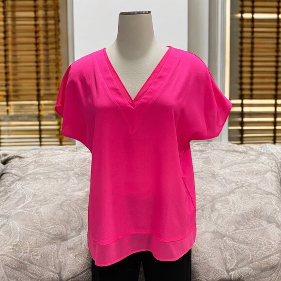DKNY Hot Pink V-Neck Blouse Medium Chic Layered Flowy Comfy Minimalist Feminine - Picture 1 of 9